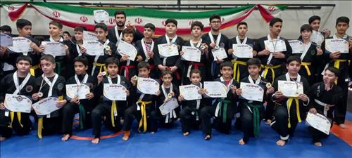 کسب مقام قهرمانی تیم آگرین 