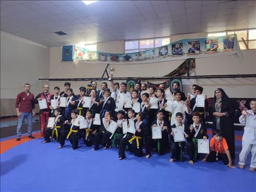 قهرمانی تیم باشگاه آگرین در کاپ آزاد 